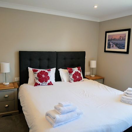 Peartree Serviced Apartments ساليزبري المظهر الخارجي الصورة