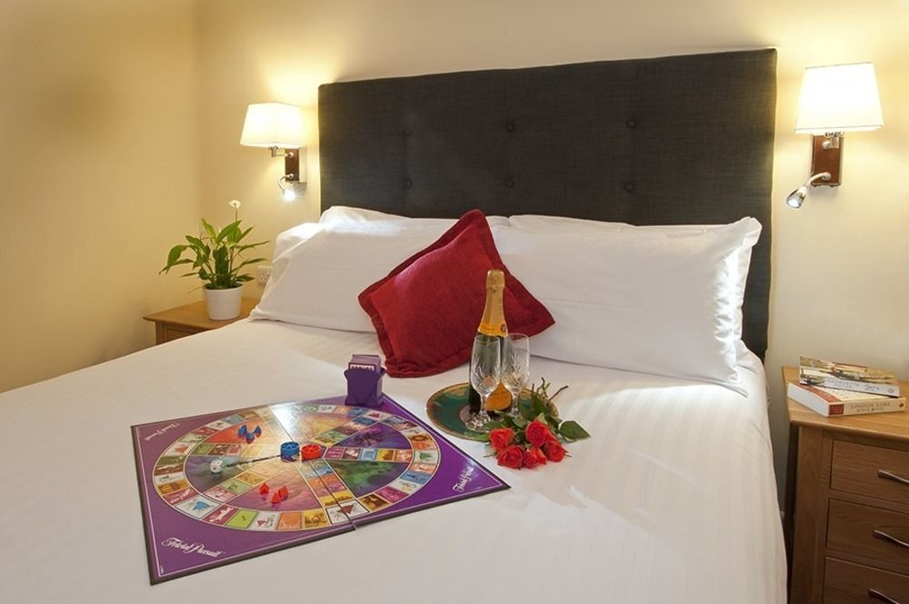 Peartree Serviced Apartments ساليزبري المظهر الخارجي الصورة