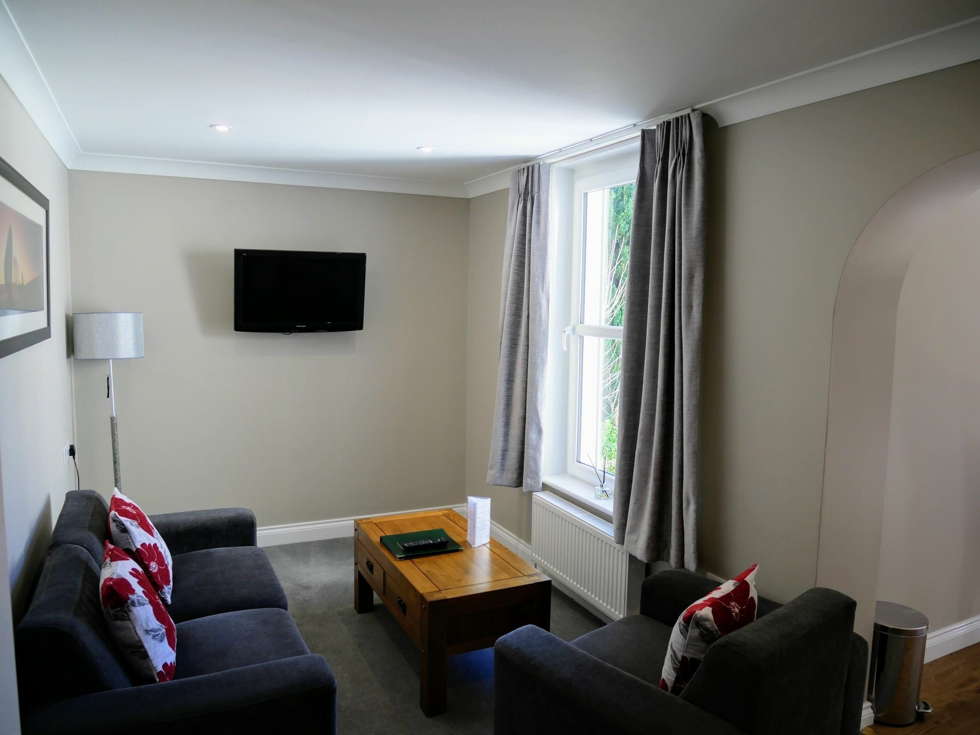 Peartree Serviced Apartments ساليزبري المظهر الخارجي الصورة